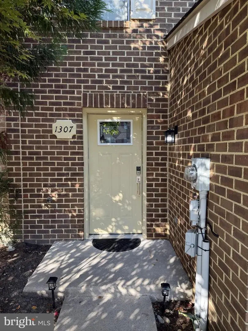 1307 Lindsay Ln, Hagerstown, MD 21742 - #2