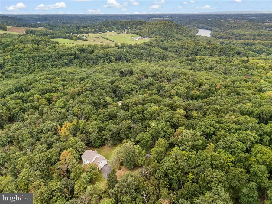 3416 Hawks Ln, Keedysville, MD 21756 - #2
