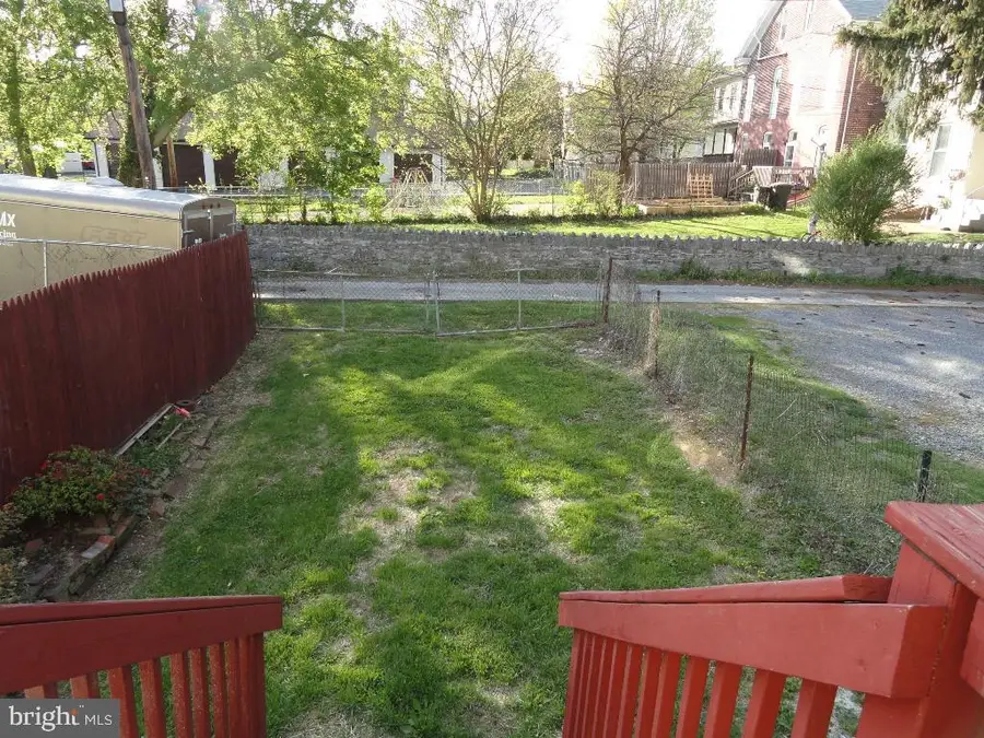 537 N Locust St N, Hagerstown, MD 21740 - #2