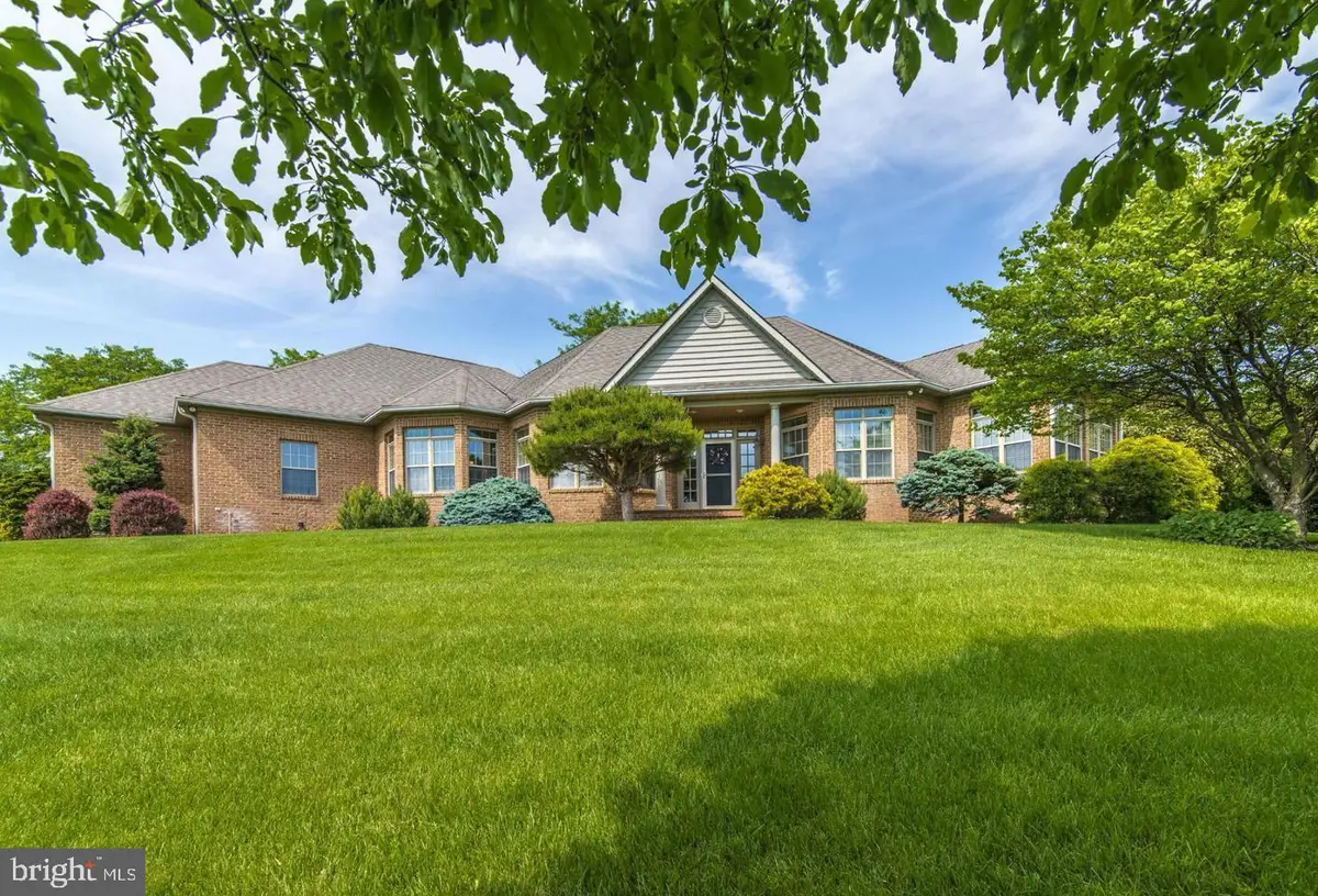 20514 Campbell Ct, Hagerstown, MD 21740 - #1