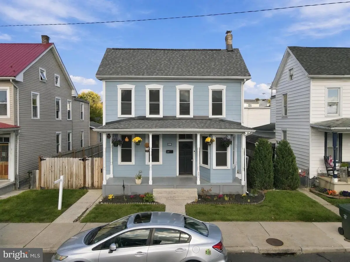 331 Mcdowell Ave, Hagerstown, MD 21740 - #1