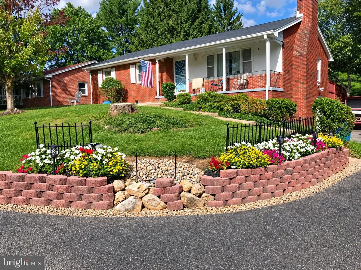 11901 Phylane Dr, Hagerstown, MD 21742 - #1