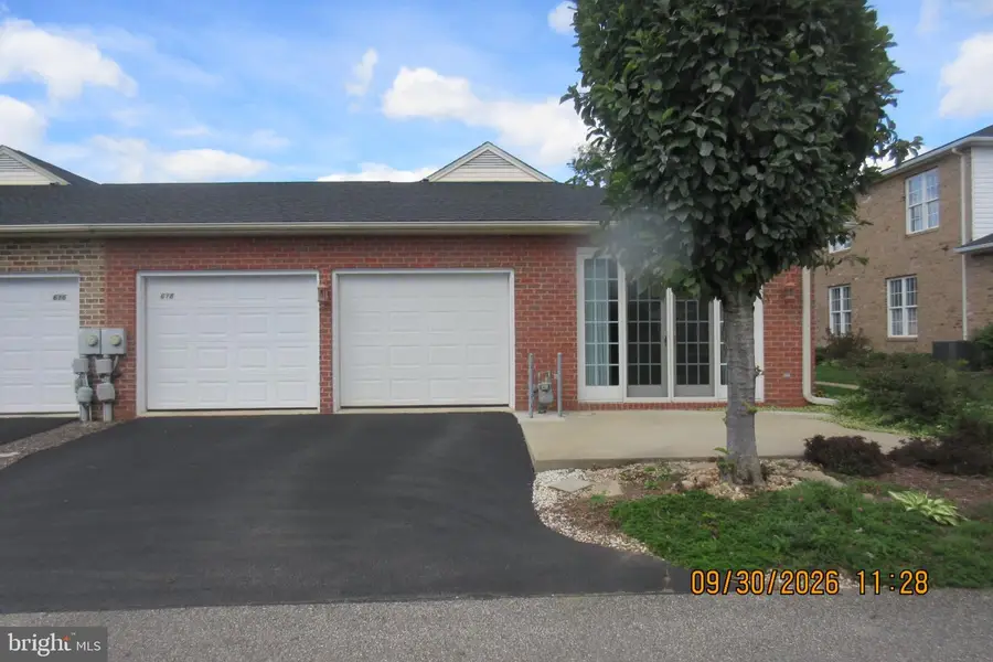 618 Observatory Dr, Hagerstown, MD 21742 - #3