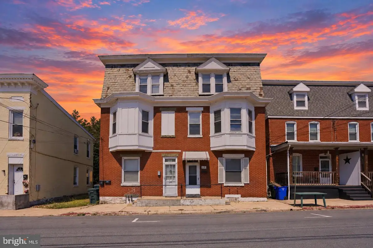 13 Winter St, Hagerstown, MD 21740 - #1