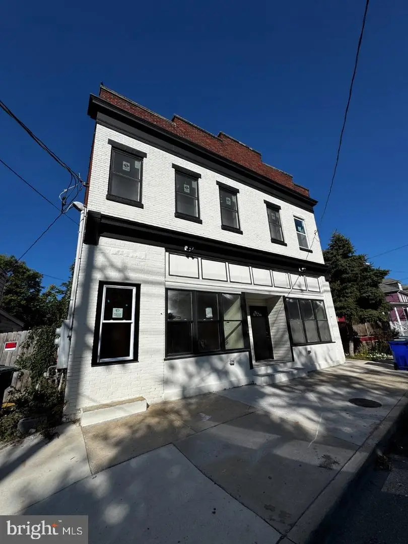 645 Pennsylvania Ave, Hagerstown, MD 21740 - #1