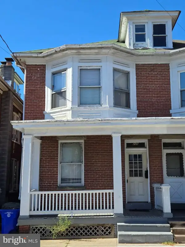 235 Locust St, HAGERSTOWN, MD 21740