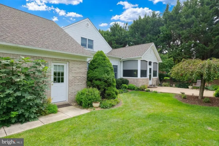 18705 Dover Dr, Hagerstown, MD 21742 - #2