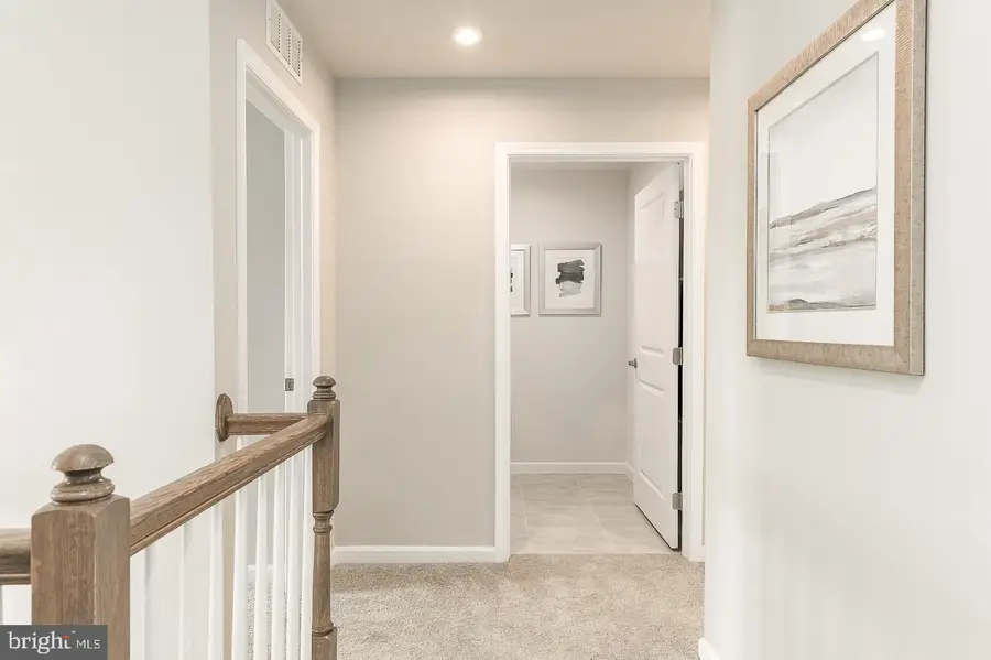 19007 Amesbury Dr, Hagerstown, MD 21742 - #2