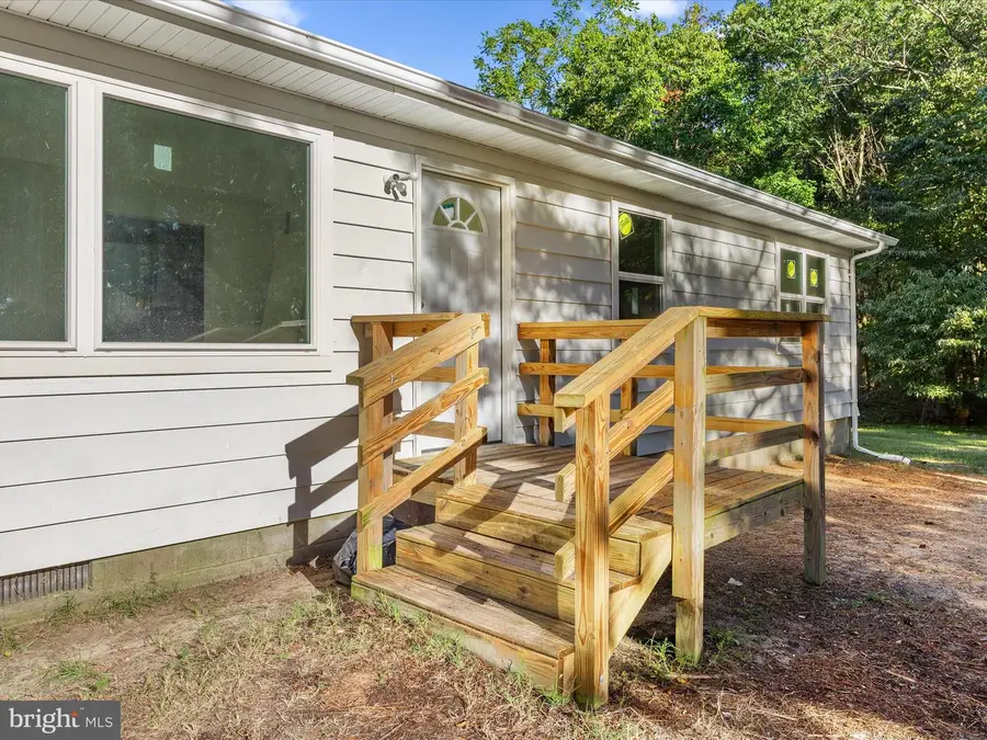 27170 Martin Luther Dr, Hebron, MD 21830 - Image #3