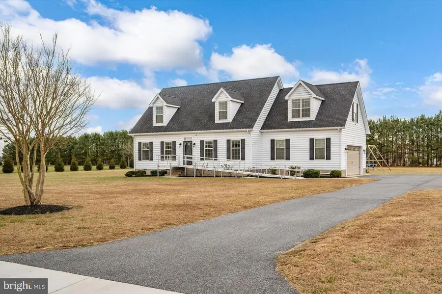 9119 Barbaro Dr, Hebron, MD 21830 - Image #2