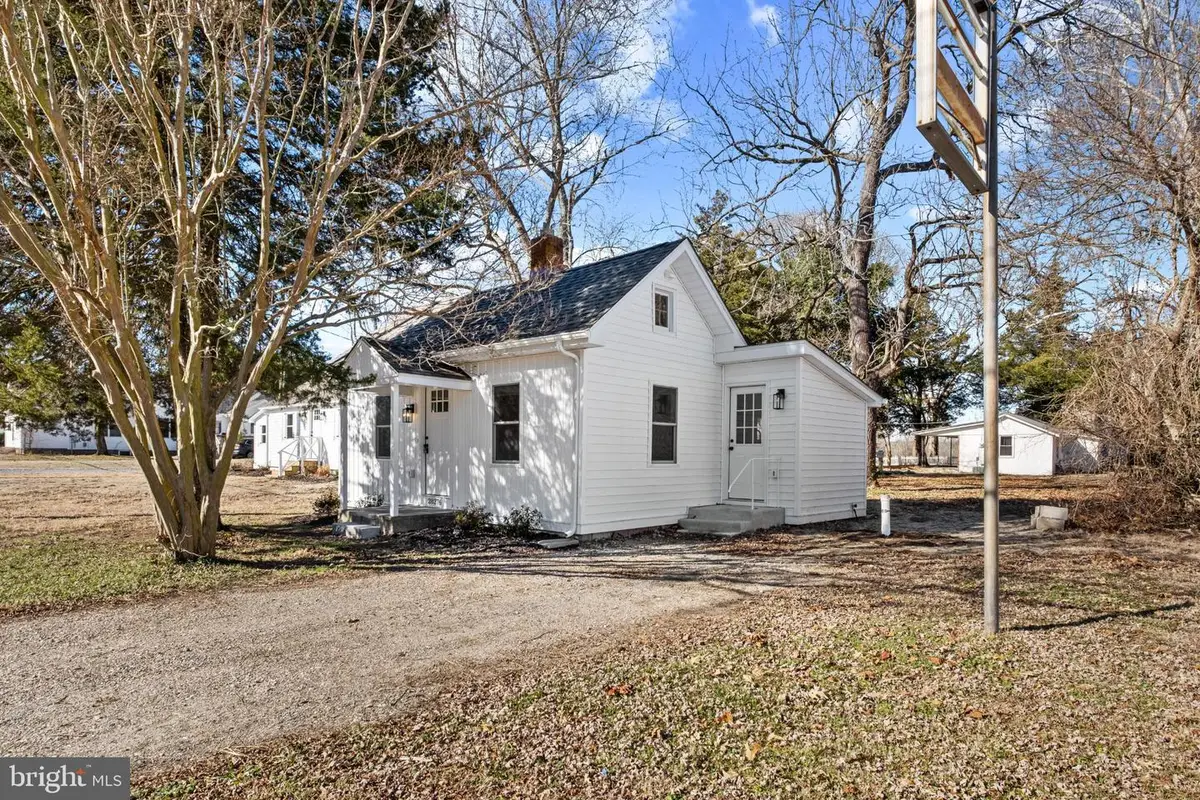 28276 Riverside Dr, Salisbury, MD 21801 - Image #1