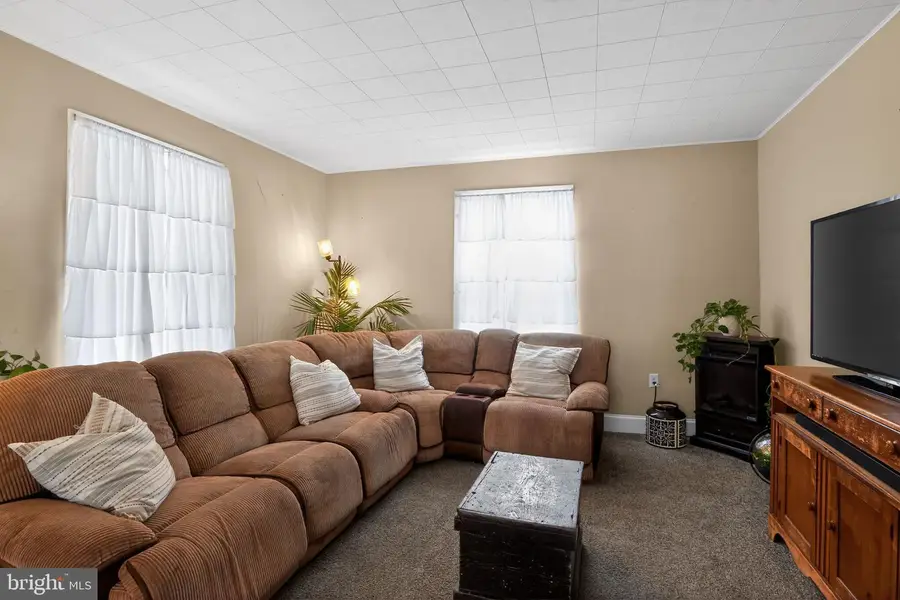 10 E Pine St, Delmar, MD 21875 - #3