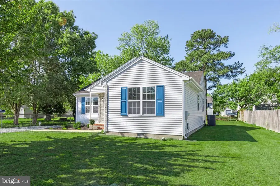 210 Bradley St, Hebron, MD 21830 - #3
