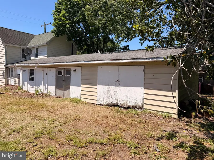 211 E Lillian St, Hebron, MD 21830 - #3