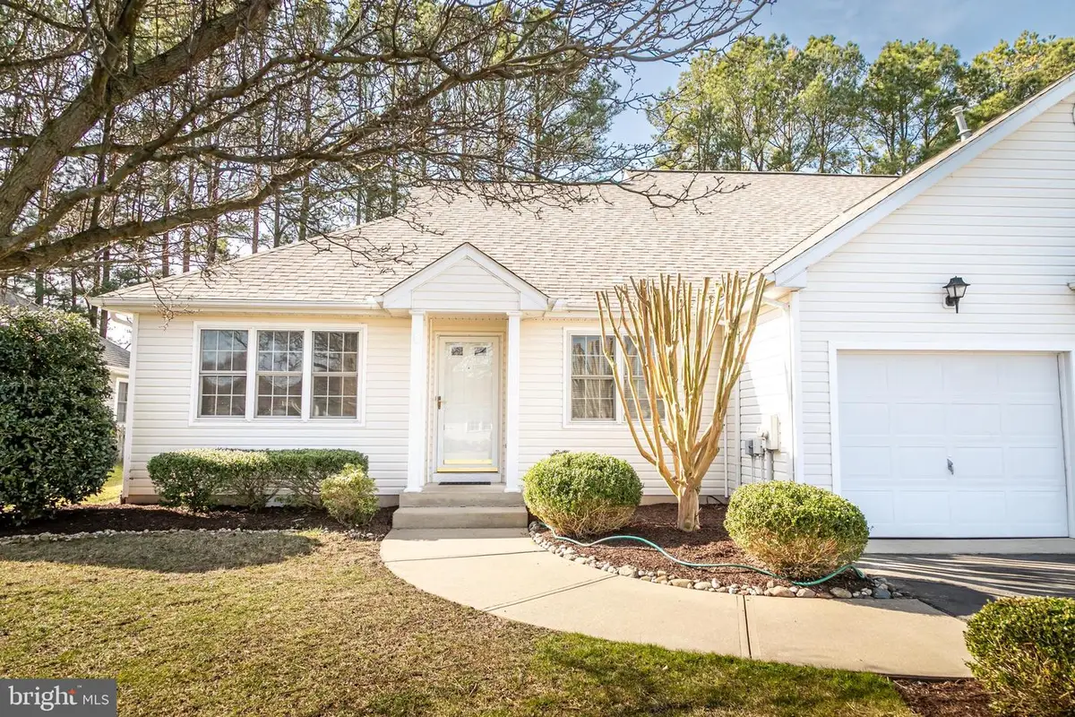 1048 E Schumaker Manor Dr, Salisbury, MD 21804 - #1