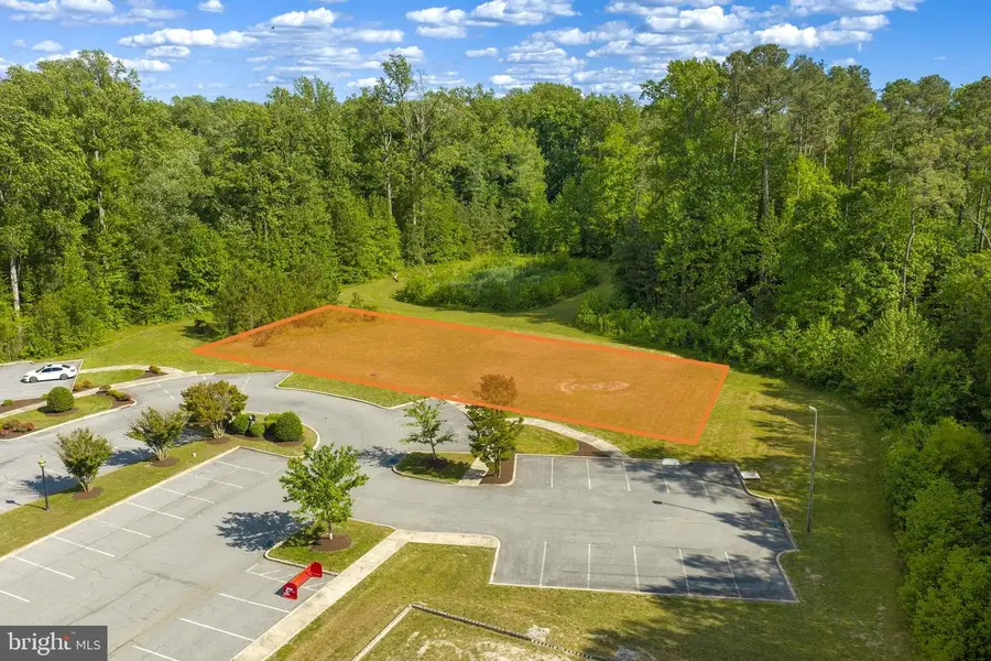6504 Deer Pointe Dr, Salisbury, MD 21804 - #3