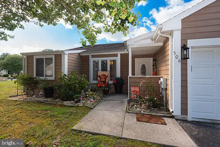 506 Edgewater Dr, Salisbury, MD 21804 - #2