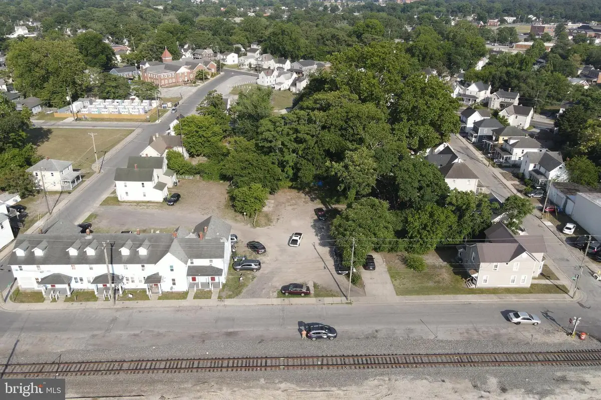 603 E Railroad Ave, Salisbury, MD 21804 - #1