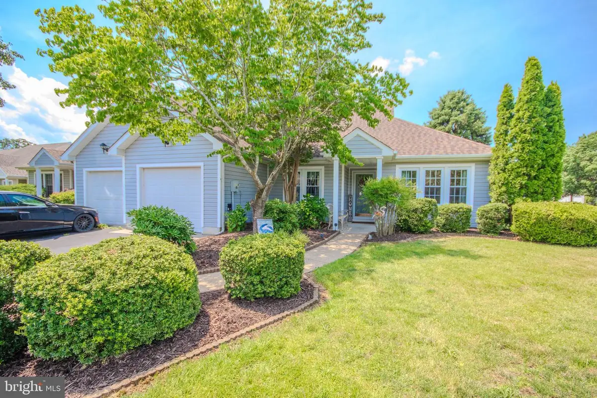 907 W Schumaker Manor Dr, Salisbury, MD 21804 - #1