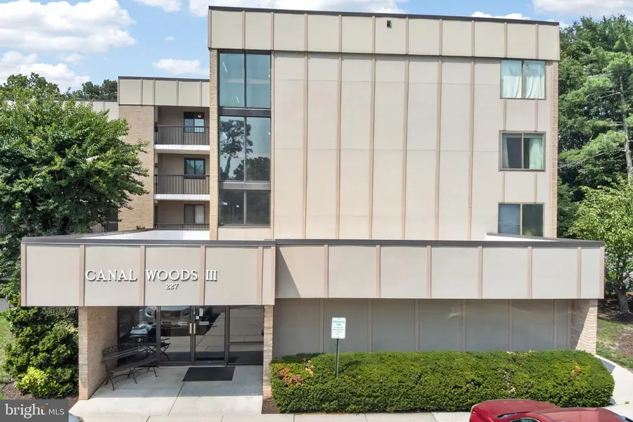 227 Canal Park Dr #402, Salisbury, MD 21804 - #2