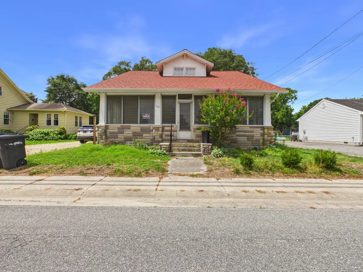 310 Lillian St, Hebron, MD 21830 - #1