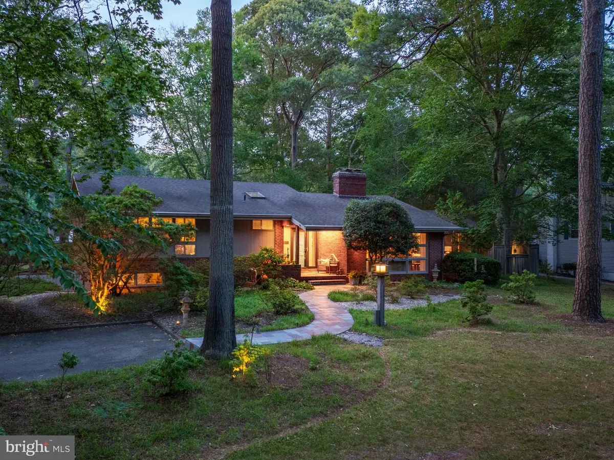 611 Twin Tree Rd, Salisbury, MD 21801 - #1