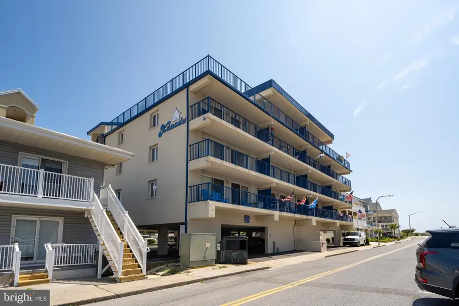8 89th St #402, Ocean City, MD 21842 - Image #2