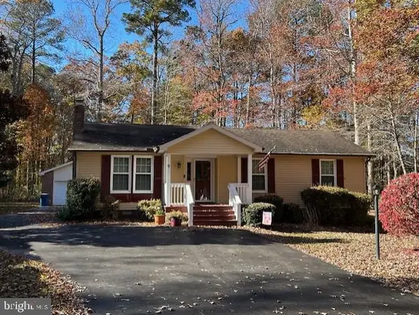 9 Burr Hill Dr, OCEAN PINES, MD 21811