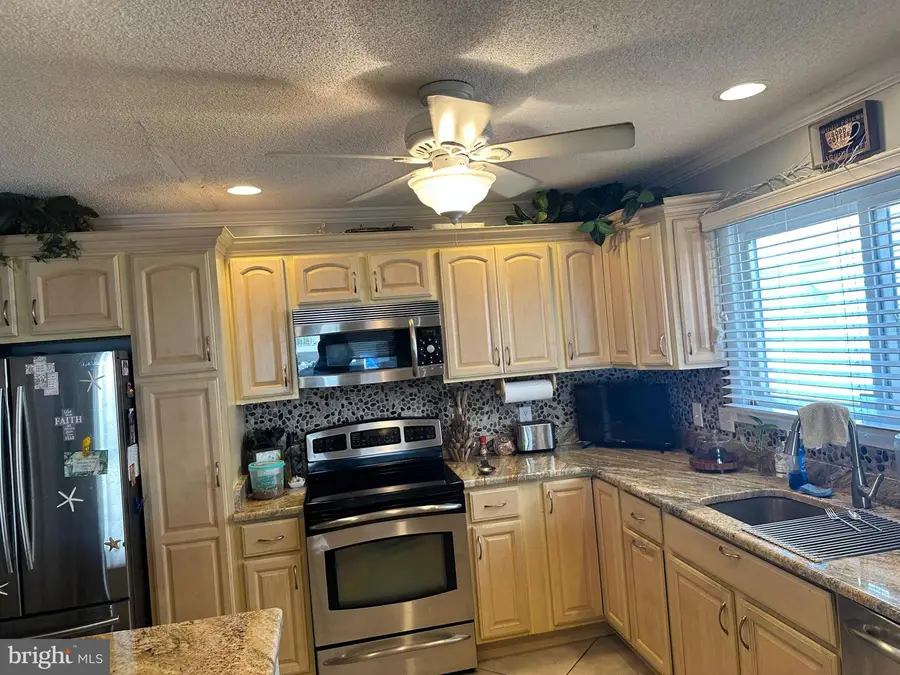 7 79th St #702, Ocean City, MD 21842 - Image #3