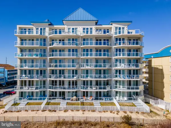 6 60th St #102, OCEAN CITY, MD 21842