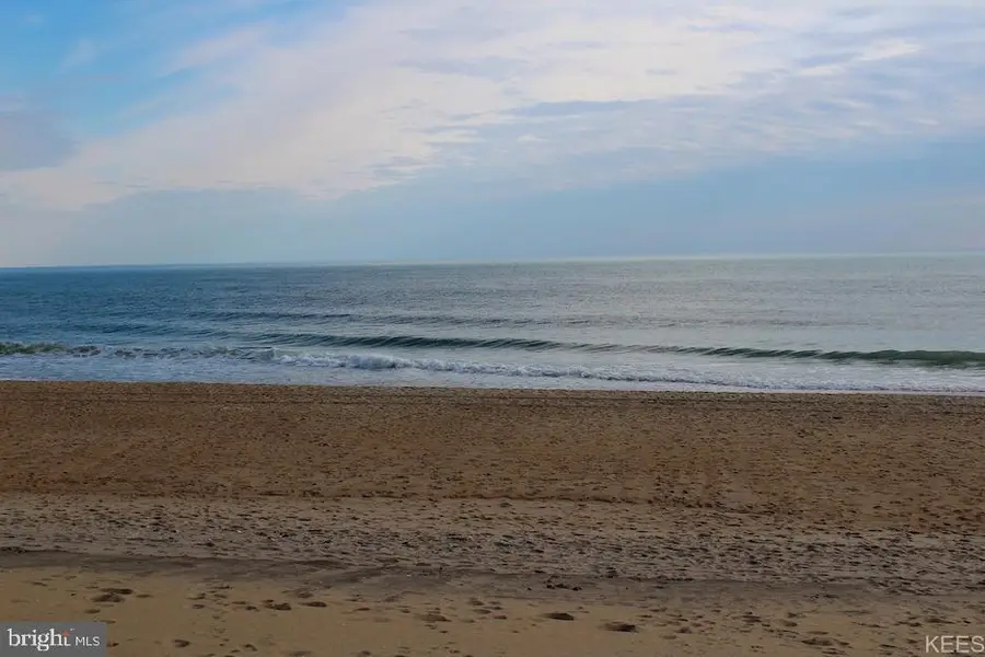 11901 Wight Street #unit #203 Week # 41, Ocean City, MD 21842 - Image #3