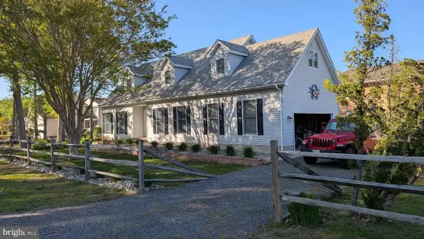 2 Crab Cay Ct, OCEAN PINES, MD 21811