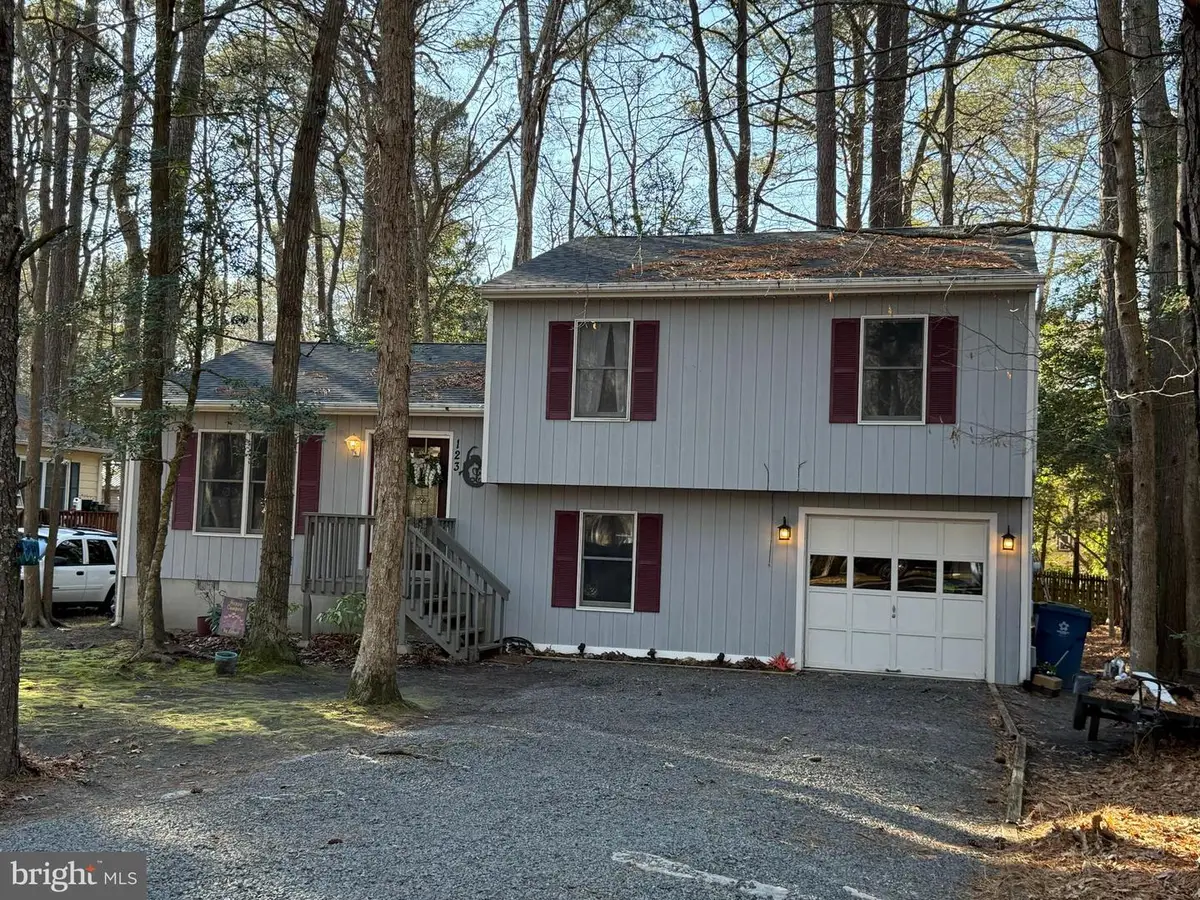 123 Camelot Cir, Ocean Pines, MD 21811 - Image #1