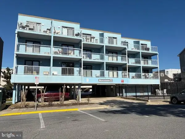 10 40th St #106, OCEAN CITY, MD 21842