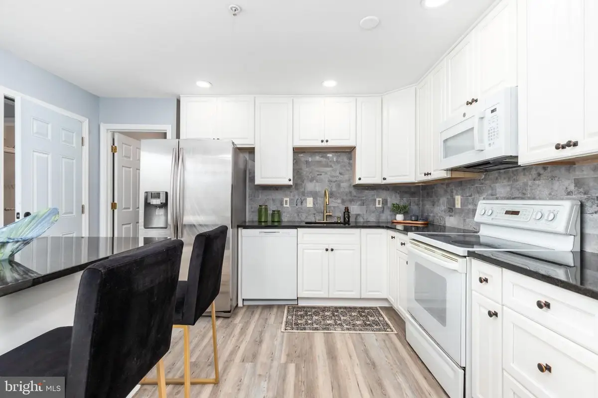 11602 Masters Ln #120, Berlin, MD 21811 - Image #1