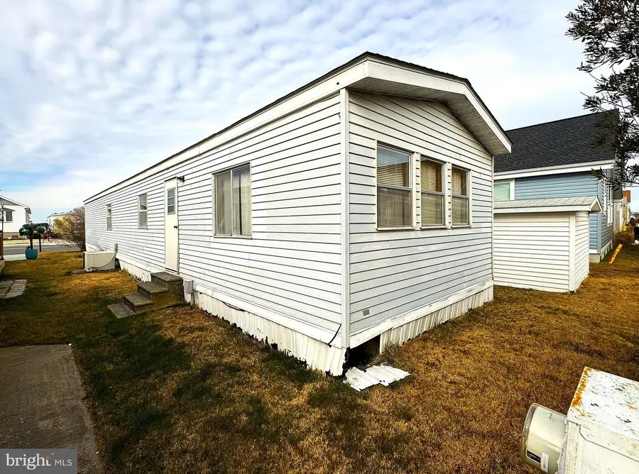 414 Nautical Ln, Ocean City, MD 21842 - Image #2