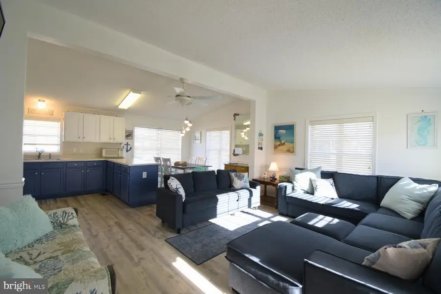 125 Clam Shell Rd, Ocean City, MD 21842 - Image #2