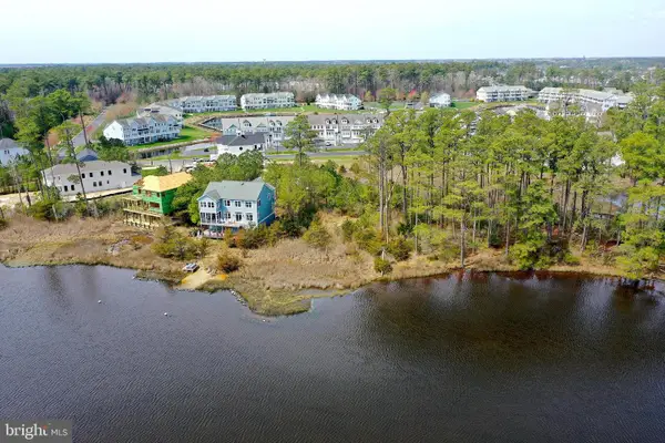 10612 Siren Ln, BERLIN, MD 21811