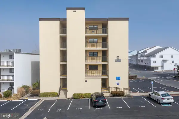 3 140th St #104, OCEAN CITY, MD 21842