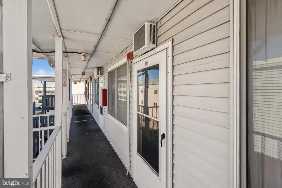 12 122nd St #3d, Ocean City, MD 21842 - #2