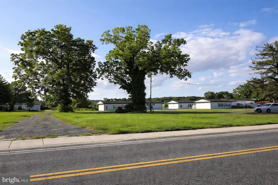 210 Flower St, Berlin, MD 21811 - #3