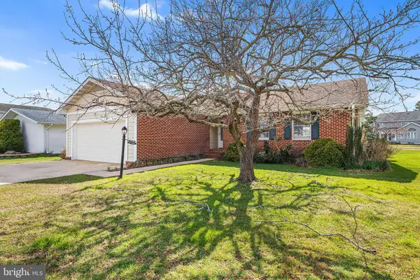 12 Heron Isle Ct, OCEAN PINES, MD 21811