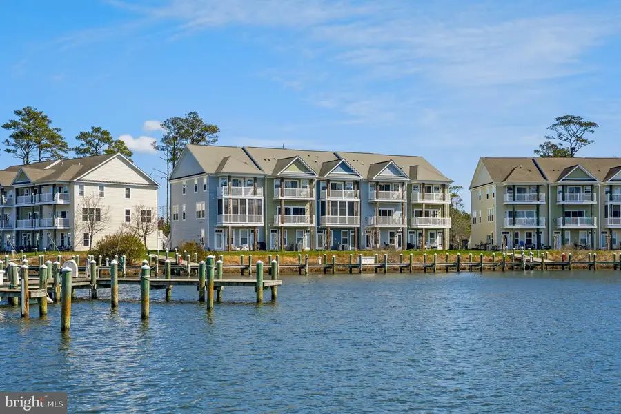 10900 Holystone Ln #402, Berlin, MD 21811 - #2