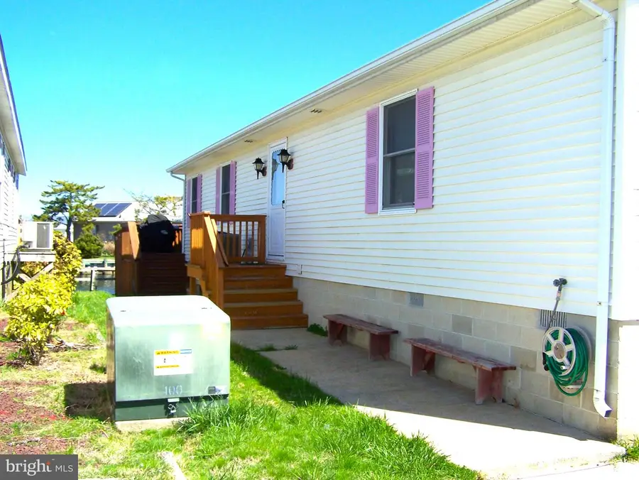 112 Sea Breeze Dr, Ocean City, MD 21842 - #2