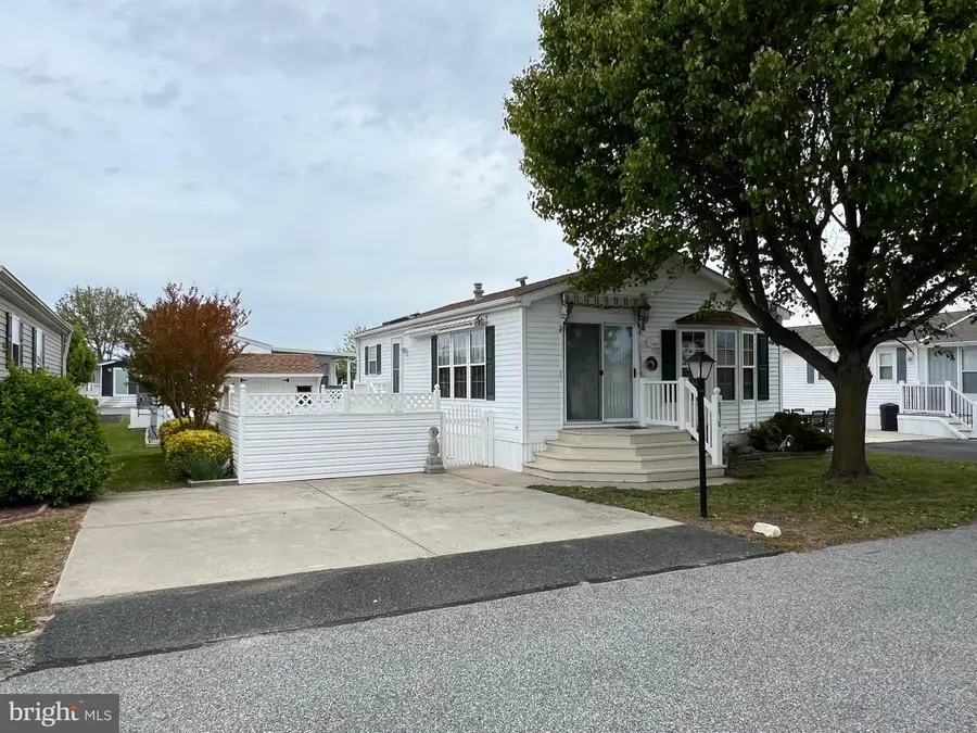 8830 Bay Dr, Berlin, MD 21811 - #2