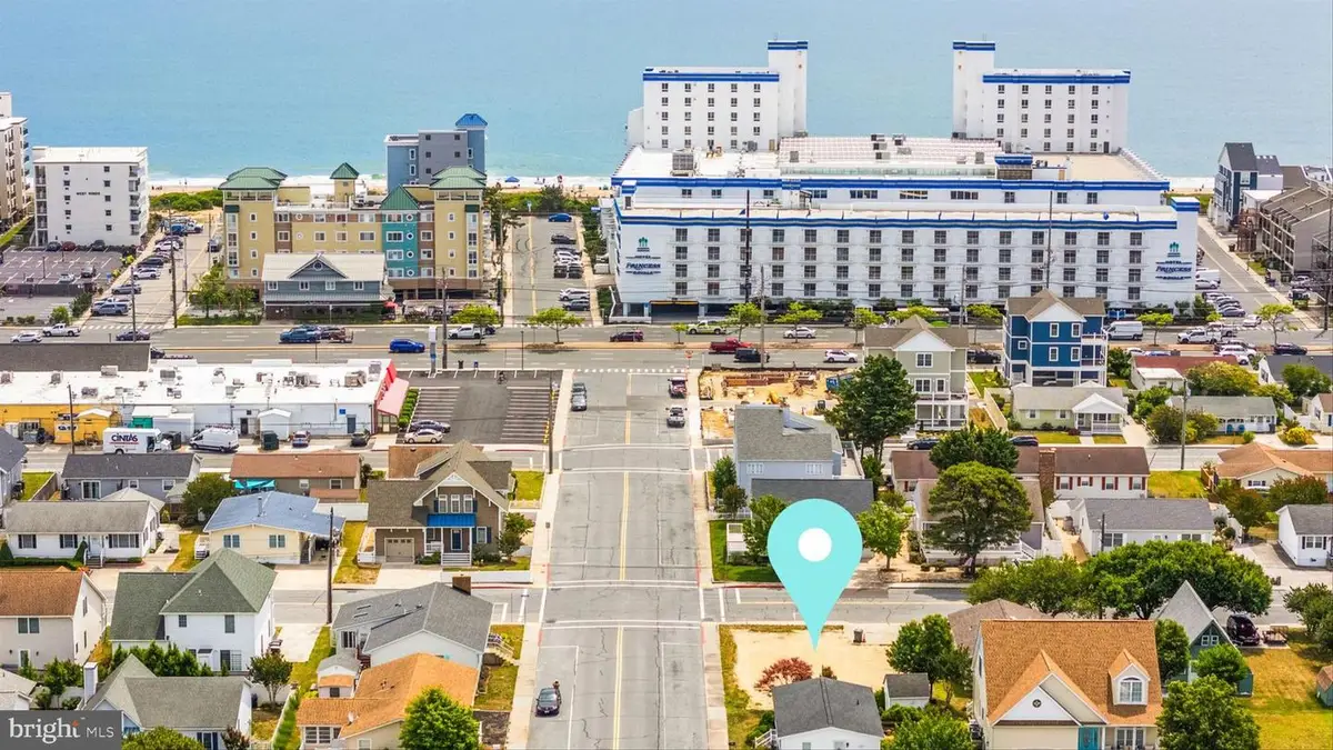 9107 W Biscayne Dr, Ocean City, MD 21842 - #1