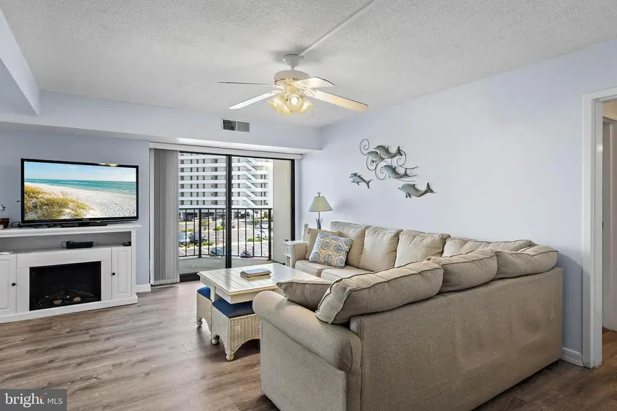 9400 Coastal Hwy #302, Ocean City, MD 21842 - #3