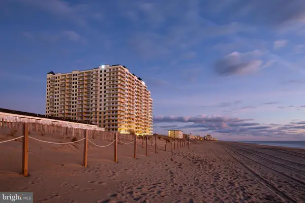 2 48th St #1402, OCEAN CITY, MD 21842