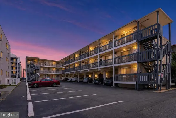 12 122nd St #3a, OCEAN CITY, MD 21842