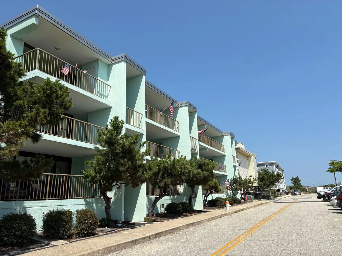 14 68th St #305, Ocean City, MD 21842 - #1